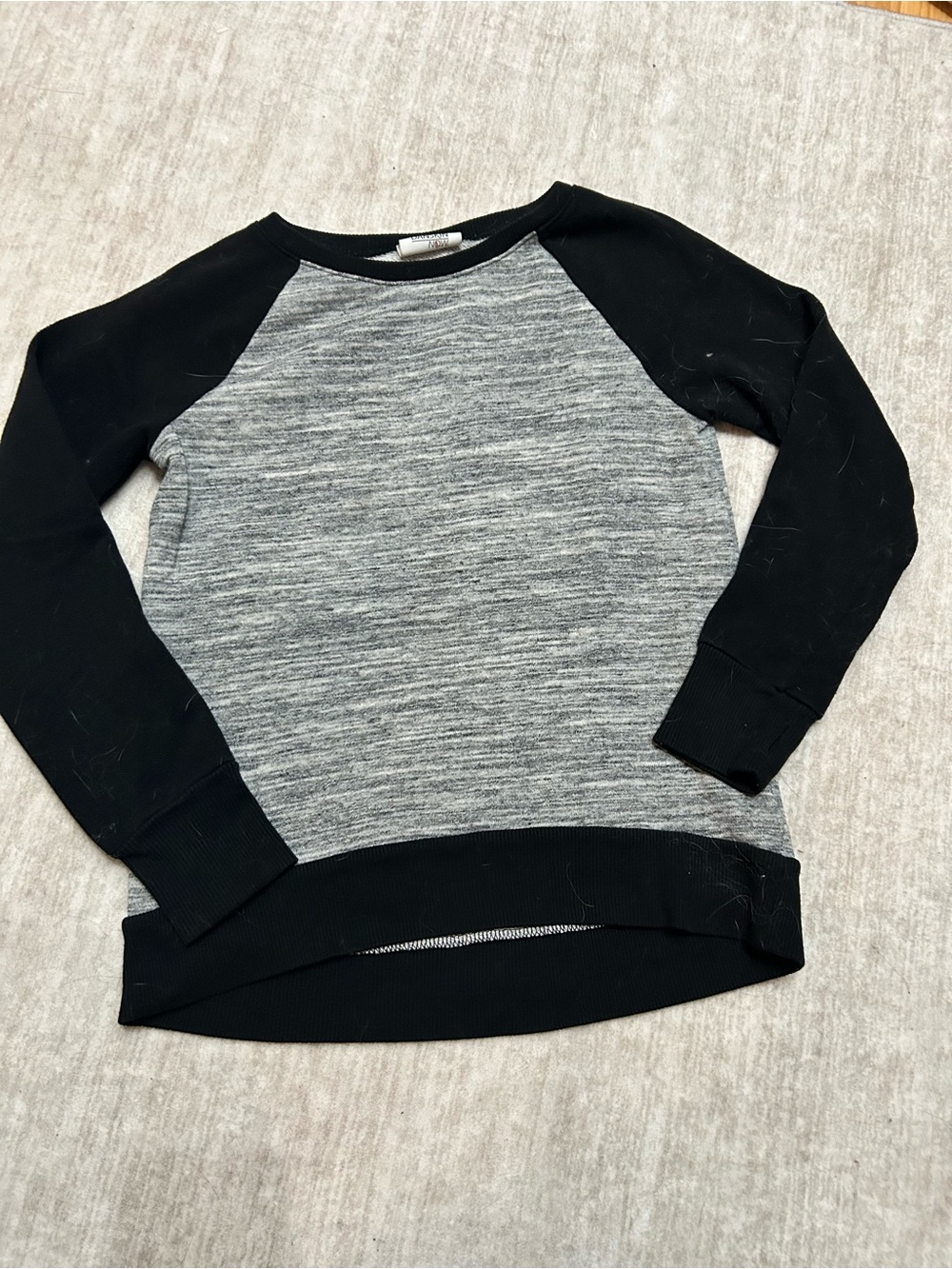 Danskin Gray Heather Raglan Crewneck Sweater with Black Sleeves